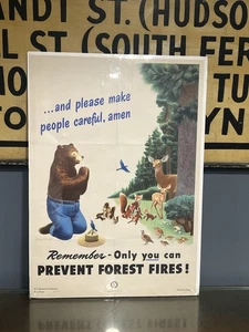 Póster vintage de oso ahumado 1947 original prevenir incendios forestales rezando ahumado - Imagen 1 de 8
