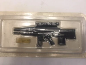 Rare 1/6 Andrea Miniatures OICW Cast Lead Assault Rifle model - Picture 1 of 2