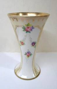 Antique NIPPON PORCELAIN VASE FLOWERS & SCROLLS MORIMURA Green Wreath Mark 5.5" - Picture 1 of 9