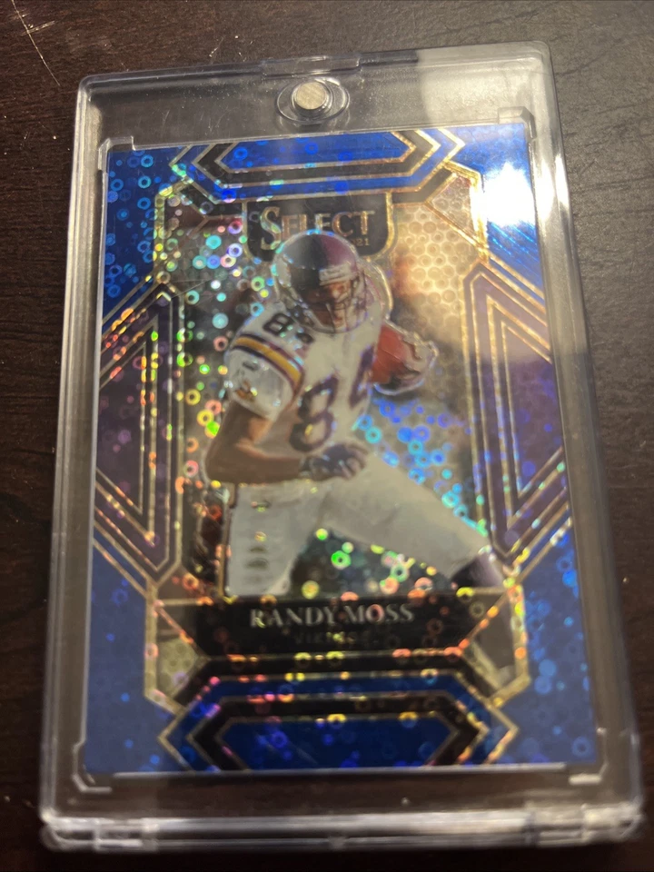 2021 Panini Select Club Level Randy Moss #237 Blue Disco Prizm /25 - Image 1 of 3