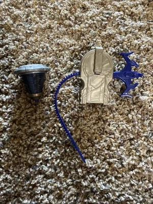 2011 Beyblade XTS X-01 Tornado L-Drago Extreme Top System com lançador - Imagem 1 de 4