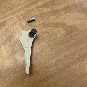 Repuesto de máquina de coser Brother VX-808 pieza OEM prensatelas palanca de pie - Imagen 1 de 1
