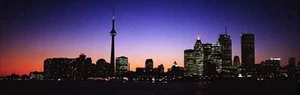 "Toronto Skyline Panorama Night - Impresión/póster panorámico súper largo - 5 ft/60" - Imagen 1 de 1