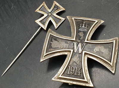 Eisernes Kreuz 1. Klasse Gewölbt mit Miniatur Nadel Hersteller Tolles Set! - Bild 1 von 4