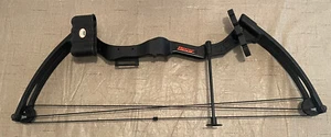 Bear Brave 3 Youth Compound Bow 26 inch RIGHT-HAND DRAW Archery Black - Picture 1 of 5