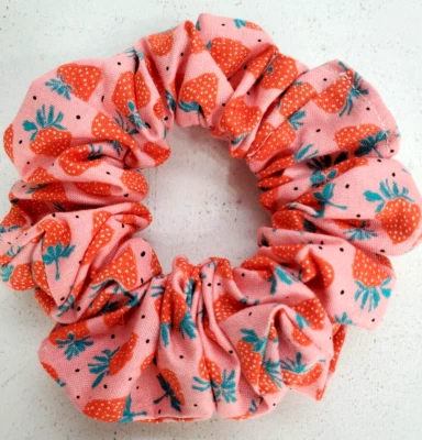 Handmade Women's Scrunchies size Large Orange Cotton Strawberry Fruit Print New - Image 1 of 4