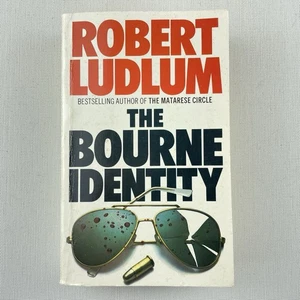 The Bourne Identity by Robert Ludlum 1980 Paperback Book - Picture 1 of 11