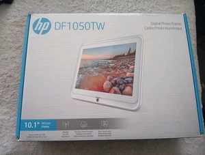 HP DF1050TW 10.1 inch WiFi Digital Photo Frame - Picture 1 of 3