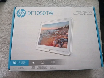 HP DF1050TW 10.1 inch WiFi Digital Photo Frame - Image 1 of 3