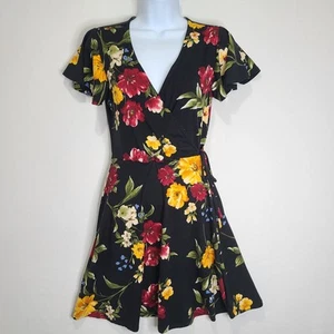 Fortune + Ivy dehnbares weiches geblümtes Minikleid V-Ausschnitt Junior Small - Bild 1 von 21
