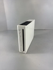 Nintendo Wii Ersatzkonsole nur schneller Versand - Bild 1 von 3
