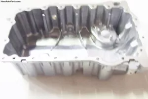 Oil Pan 2.0T Engines for 05-11 VW Audi Eos Golf Jetta Passat TT A3 06F103601M - Picture 1 of 2