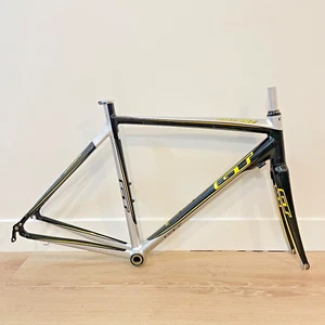 GT GTR Series 1 Carbon Alloy Road Bike Rim Brake Frameset Large 700c 56cm - Picture 1 of 16