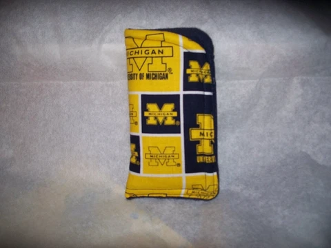 Michigan Wolverines Soft Eye Glass Case/University of Michigan Cover