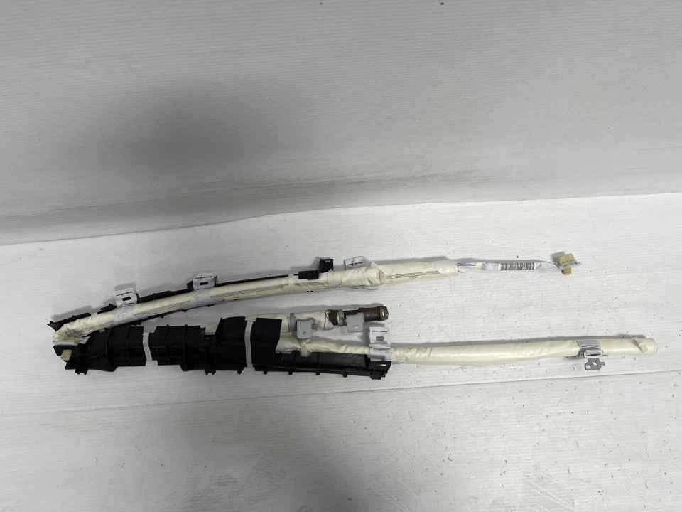 ✅2017-2018-2019-2020-2021 TOYOTA PRIUS (LH) LEFT SIDE ROOF CURTAIN AIRBAG OEM✅ Foto 1 de 4