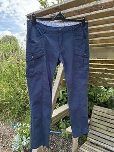White Stuff Onyx Blue (Navy) Slim Fitting Cargo Trousers with stretch - size 16R - Picture 1 of 10
