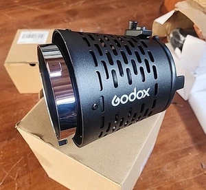 Godox SA-17 Adapter for Mounting SA-P Projector to Bowens LED Light S30 SL VL - Bild 1 von 2