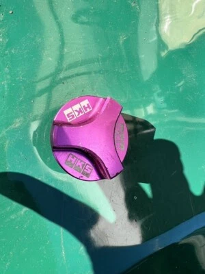 HKS Purple Oil Filler Cap For Nissan Skyline Honda R32 R34 R33 GTR RB26 90s Rare - Image 1 of 2