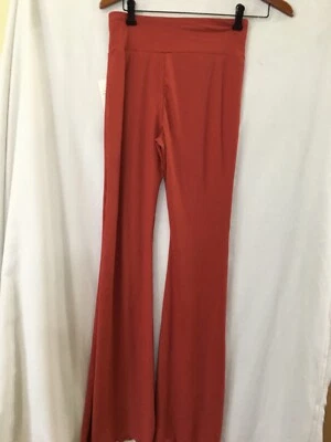 No Boundaries Women's Juniors Ribbed Flare Lettuce Hem Pants Clay, many sizes - Image 1 of 4