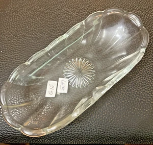 G18 GONDOLA STYLE CLEAR SERVING DISH -CANDY, VEGGIE, ANYTHING - Picture 1 of 3