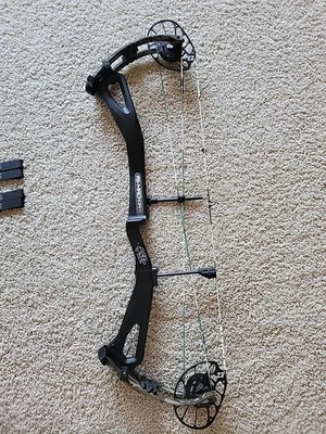 PSE Mach 34 E2 Right Hand - Image 1 of 4