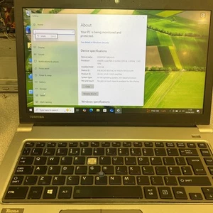 Toshiba Tecra Z40 Windows Faulty Laptop Intel Core i5 6200u 8gb 240ssd Spares - Picture 1 of 11