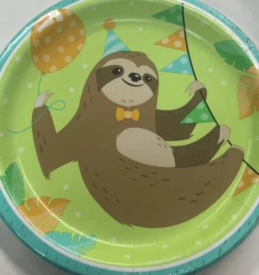 Sloth Party 9 Inch Paper Plates 8 Pack Sloth Birthday Party Supplies Tableware - Image 1 of 2