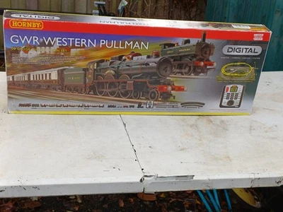 Hornby OO Gauge Great Western Pullman DCC  Digital Train set complete - Image 1 of 4