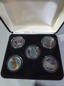 set of five colorized 2001 U.S. State Quarters, presented in a black display - Picture 1 of 2