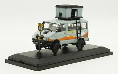 1/43 Alloy diecast car model IVECO 2045 station wagon - Image 1 of 4
