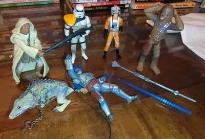  Лот товаров Star Wars из 8 фигурок Hasbro 2000 - Изображение 1 из 4