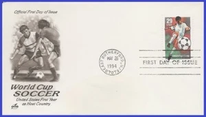 USA5 #2834 U/A ARTCRAFT FDC   Football Soccer Player Kicking - Picture 1 of 1