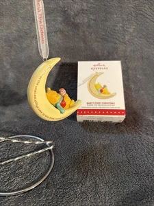 Hallmark Keepsake Baby’s First Christmas 2015 Winnie The Pooh Nuevo en caja - Imagen 1 de 6