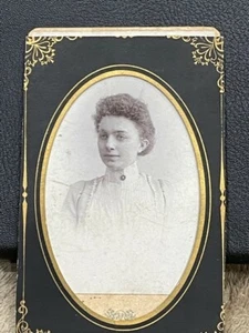 PHOTO OF LADY Victorian Cabinet Card 2-1/2 x 4 Amsterdam High collar with pin - Picture 1 of 3