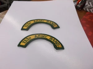 NUOVO!! COPPIA LINGUETTE TOPPA FASCIA ESERCITO USA 133d - Foto 1 di 2