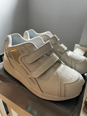 Drew Shoe Force V Walking Sneakers, White Leather 8.5 6E - Image 1 of 4