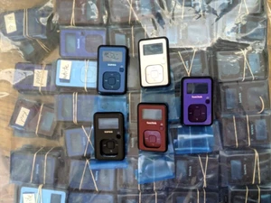 lot of 740 SanDisk Sansa Clip+/Zip/Sport Back & Front Bottom Cases Many-Color - Picture 1 of 5