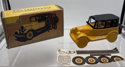 Checker Cab 1926 botella completa sin usar Avon Wild Country after shave nuevo de lote completo Foto 1 de 4