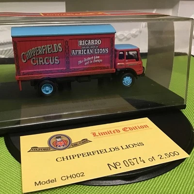 Модель цирка Oxford Chipperfields CH002 грузовик с африканскими львами масштаб 1:76 оригинальный калибр - Изображение 1 из 4
