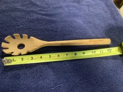 Cuchara de madera KitchenAid servidor de fideos para pasta 11,5 pulgadas Foto 1 de 2