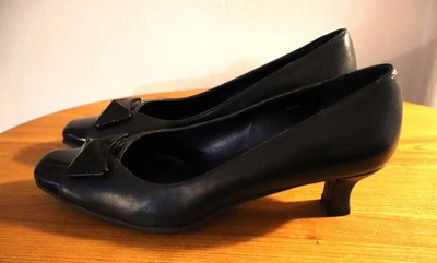 Bomba VANELI Navy usada en excelente estado 9,5 W Foto 1 de 4