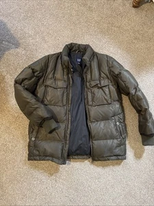 Gap Men's SMALL Puffer Jacket, army khaki in very good condition - Picture 1 of 3