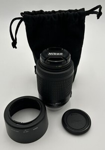 NIKON DX AF-S Nikkor 55-200mm 1:4-5.6G ED VR SWM IF 1.1M/3.61ft W/NIKON HOOD.