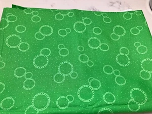 Over One Yard Flower Power Fabric 1 Yard 22" x 44" Green Blank Quilting - Picture 1 of 3