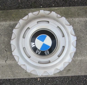 Center cap Hubcap 1995-2001 Bmw 318i 325i 740i 750i 15" Alloy Wheel Rim - Picture 1 of 2