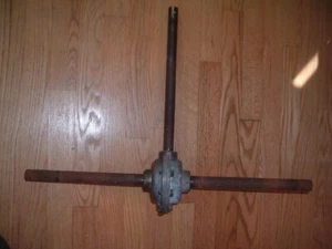 Toro 38080 824 24" AUGER GEARCASE GEARBOX ASSEMBLY Toro 19-7002 - Picture 1 of 2