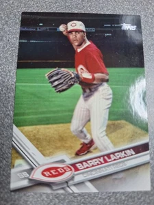 2017 Topps Update Series - Retired Short Print Variation Barry Larkin #US205 S80 - Picture 1 of 2