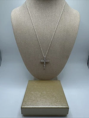 Collar Cruz Cristiana de Plata de Ley Bella Luce 3.60ctw Foto 1 de 4