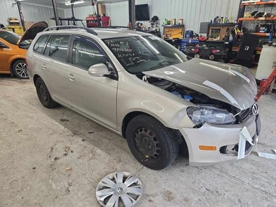 Used Fuse Box Engine fits: 2013 Volkswagen Jetta engine compartment Grade A - Image 1 of 4