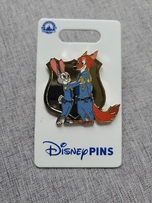 Prendedor 2025 Disney Parks Zootopia Judy Hopps Nick Wilde Police Insignia OE NUEVO Foto 1 de 4